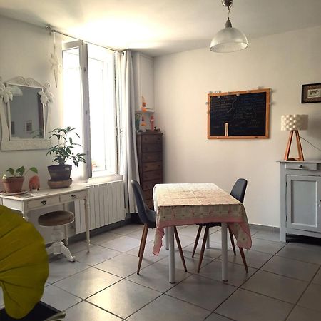 Agreable Appartement T2 Proche Centre Nîmes Exterior foto